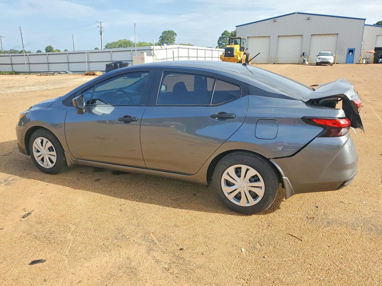 2025 NISSAN VERSA