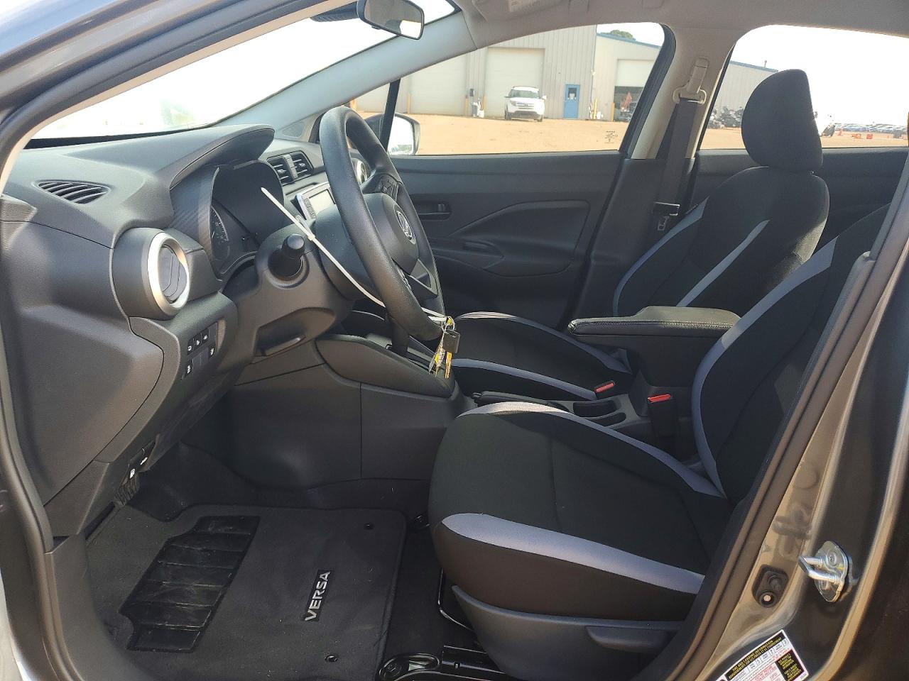 2025 NISSAN VERSA