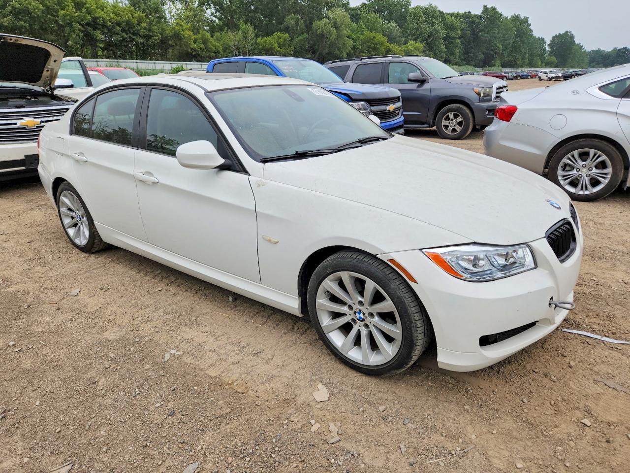 2011 BMW 3 SERIES