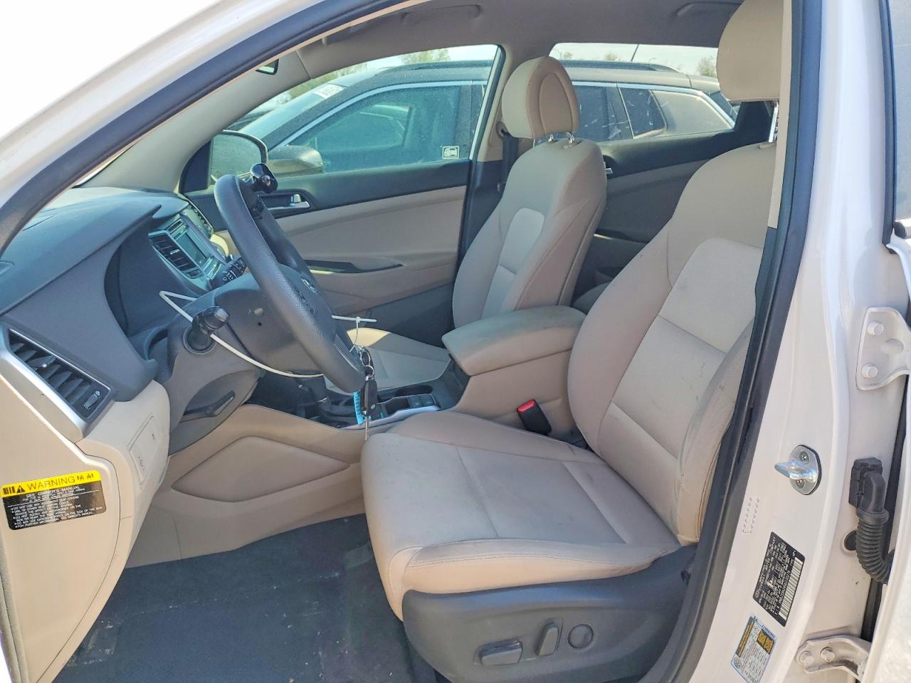 2016 HYUNDAI TUCSON