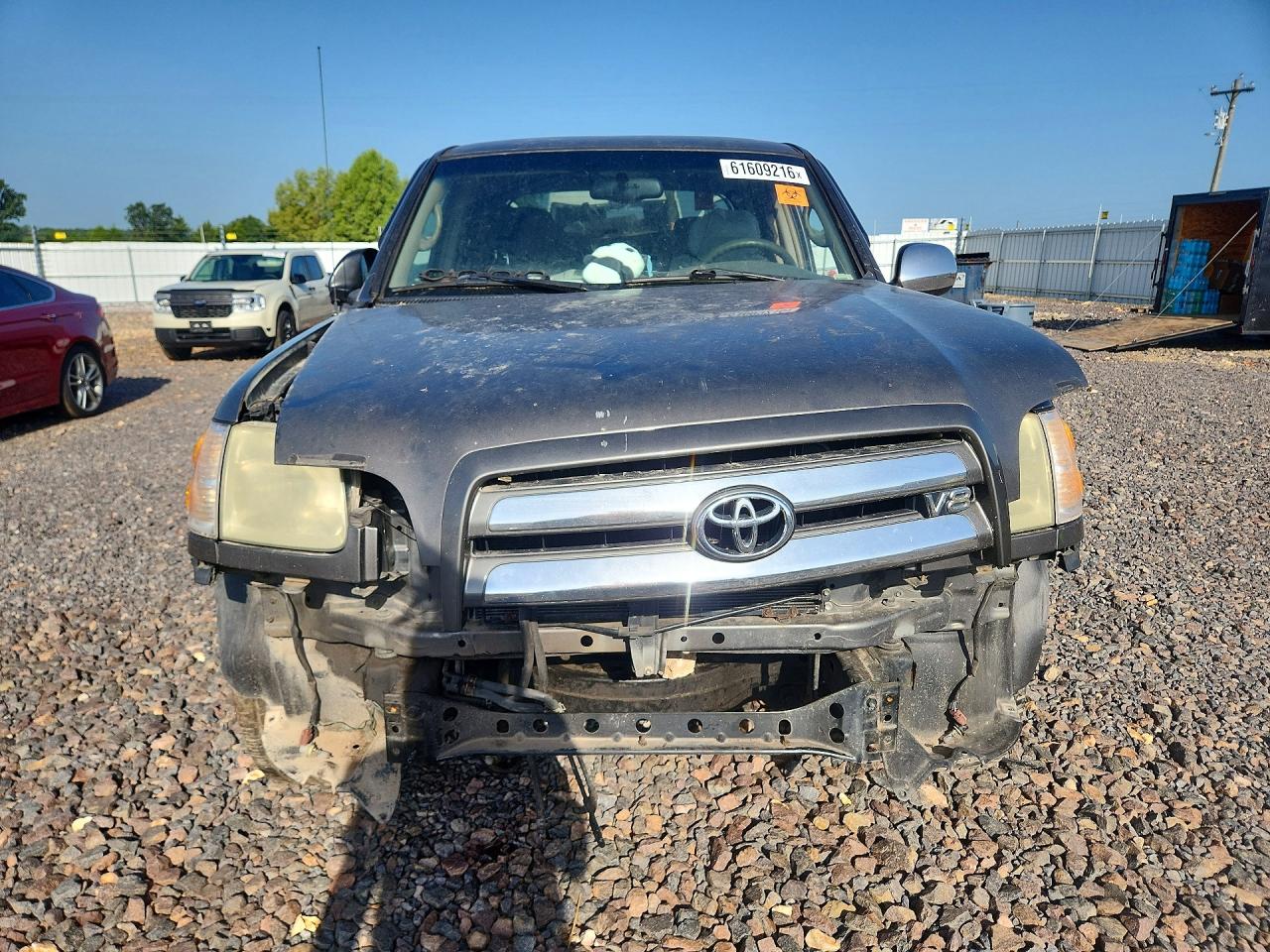 2004 TOYOTA TUNDRA