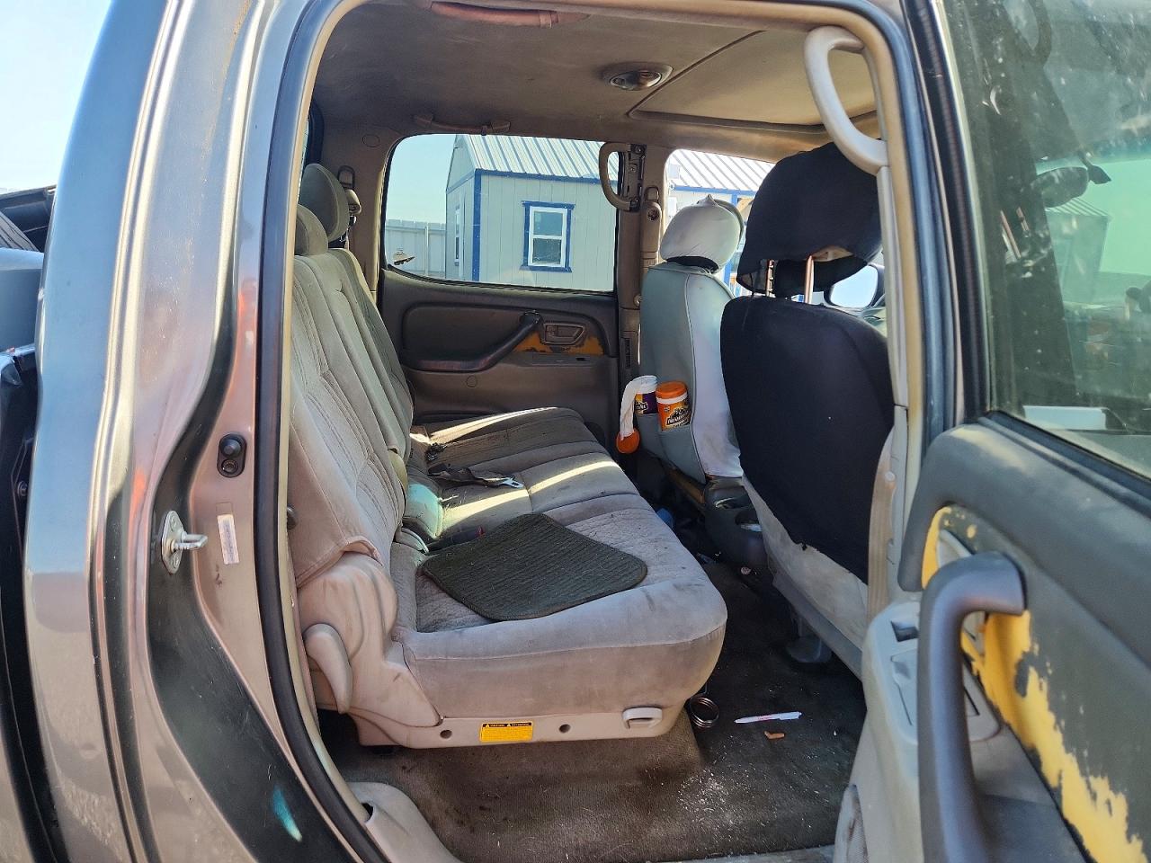 2004 TOYOTA TUNDRA