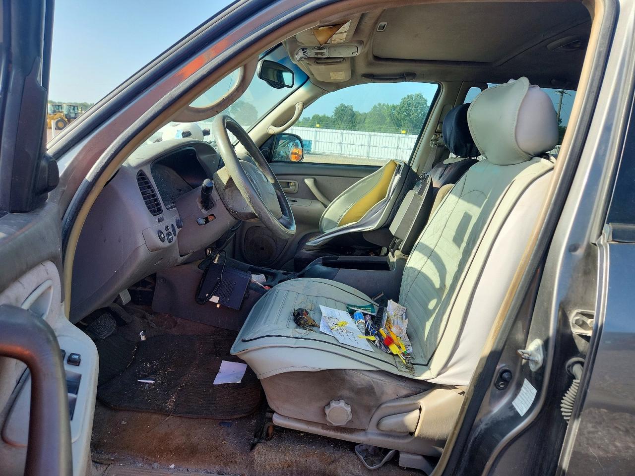 2004 TOYOTA TUNDRA