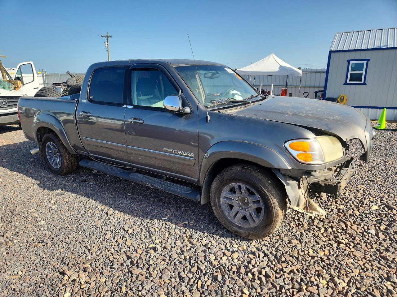 2004 TOYOTA TUNDRA