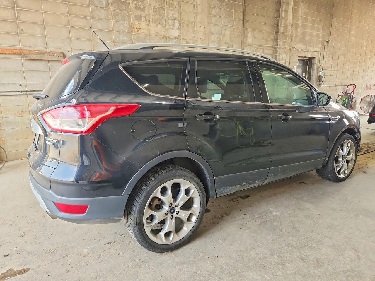 2016 FORD ESCAPE