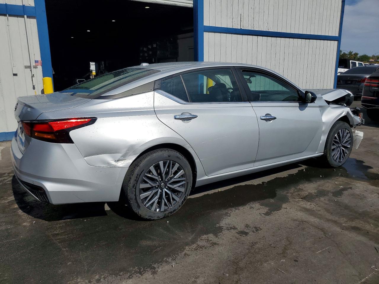 2025 NISSAN ALTIMA
