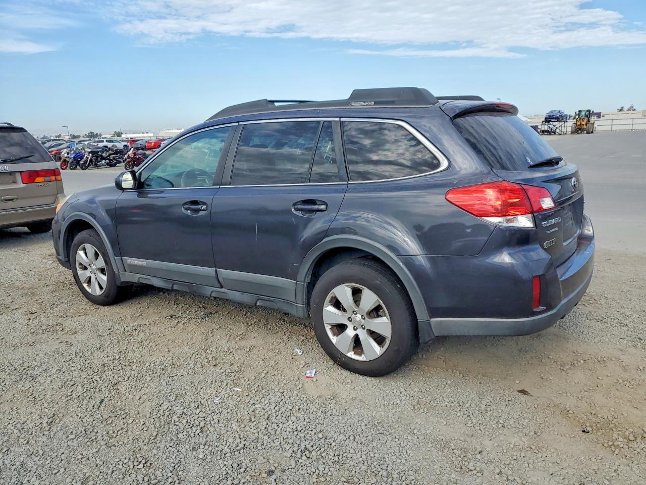 2012 SUBARU OUTBACK