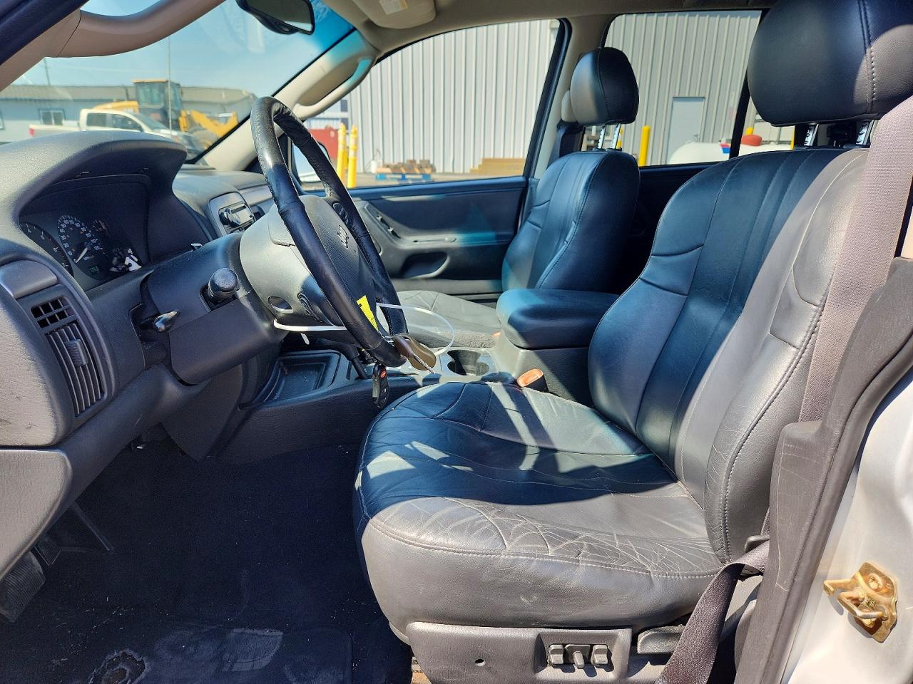 2002 JEEP CHEROKEE