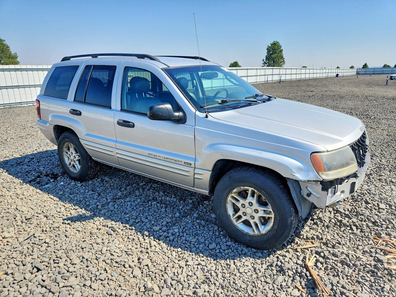 2002 JEEP CHEROKEE