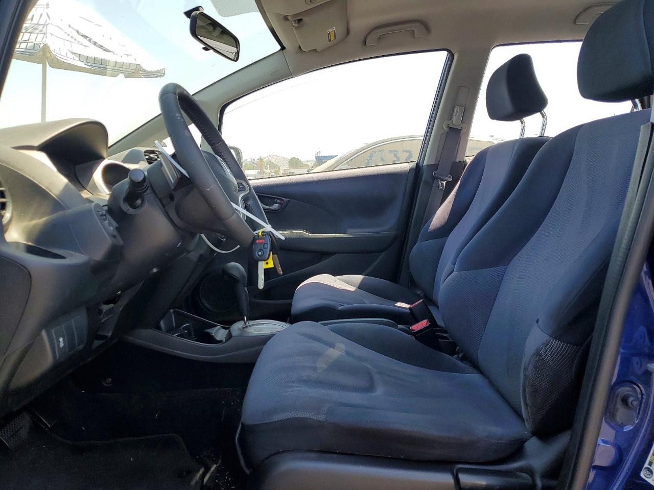 2009 HONDA FIT