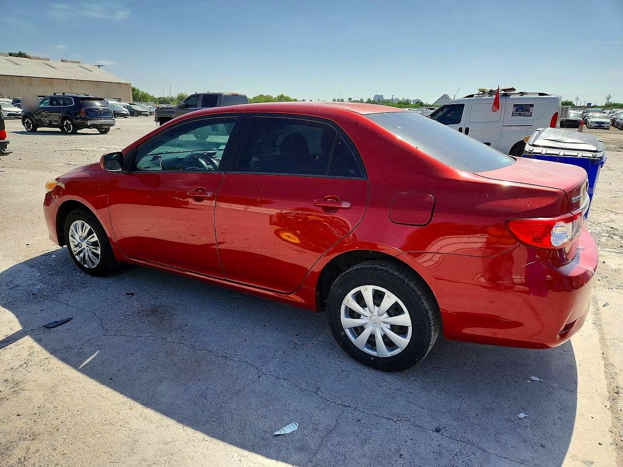 2011 TOYOTA COROLLA