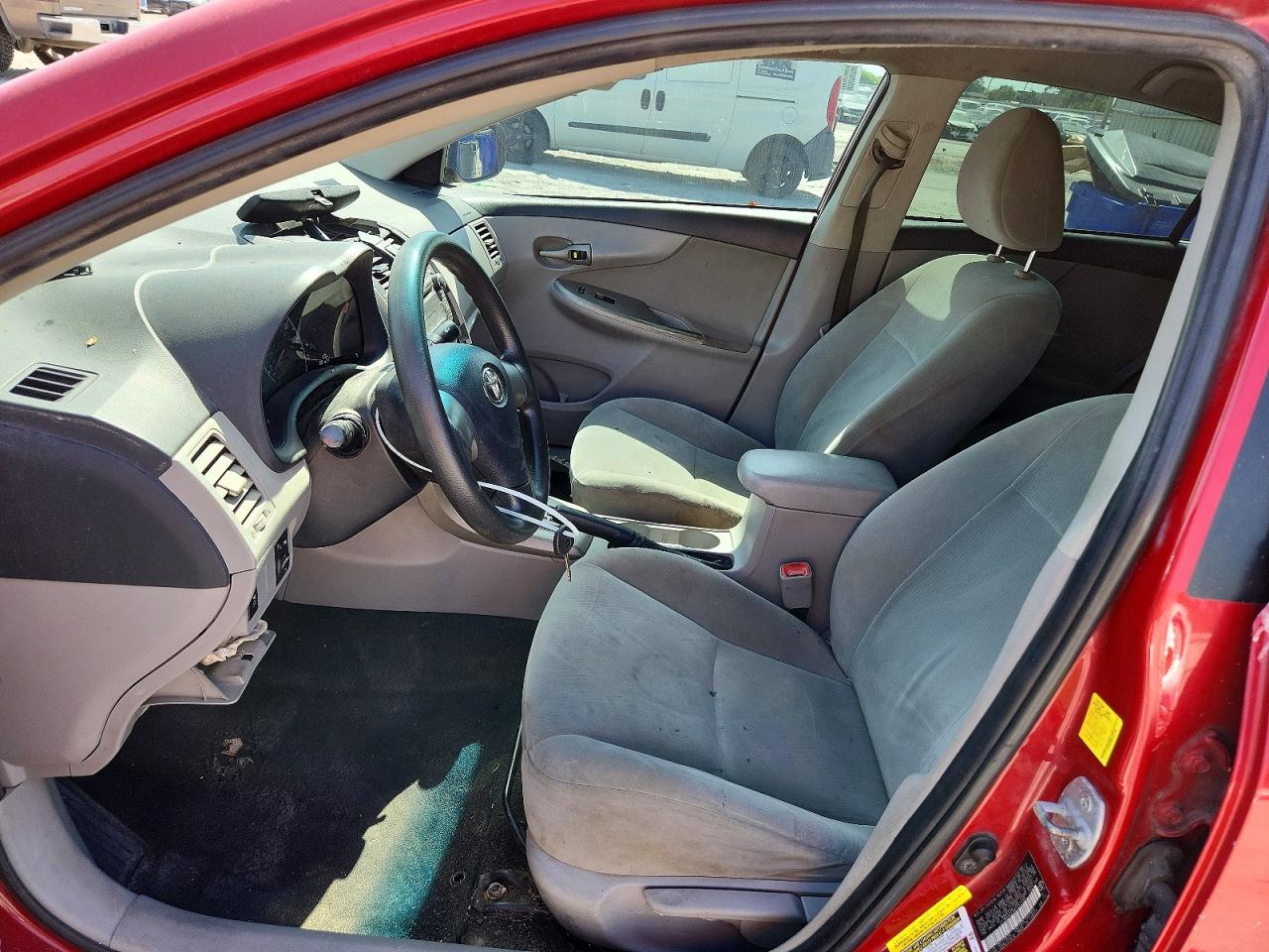 2011 TOYOTA COROLLA