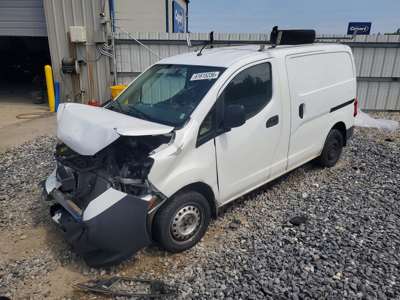 2017 NISSAN NV
