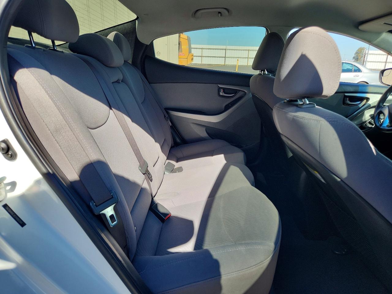 2014 HYUNDAI ELANTRA