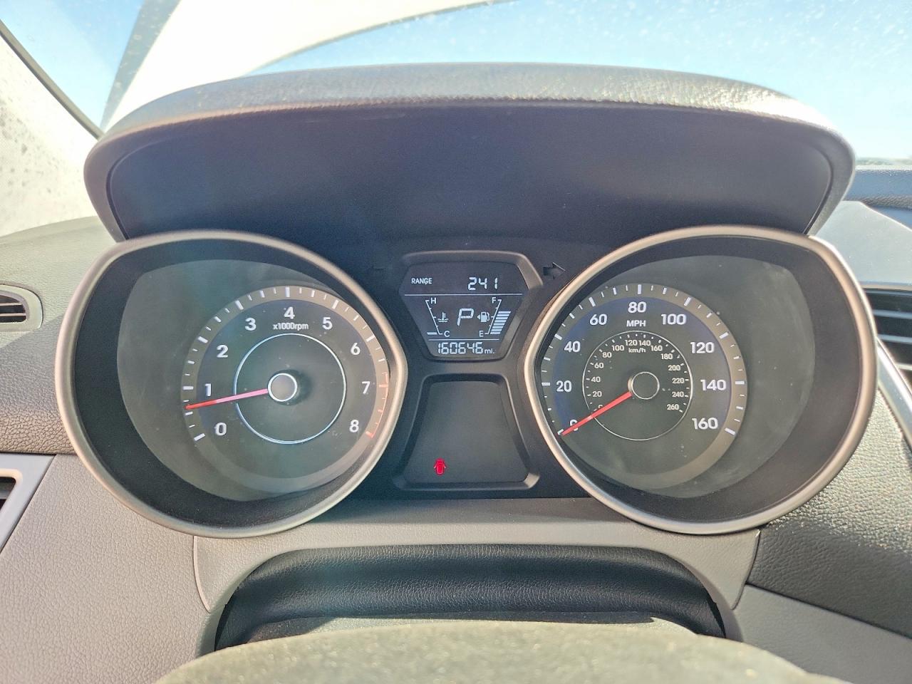 2014 HYUNDAI ELANTRA