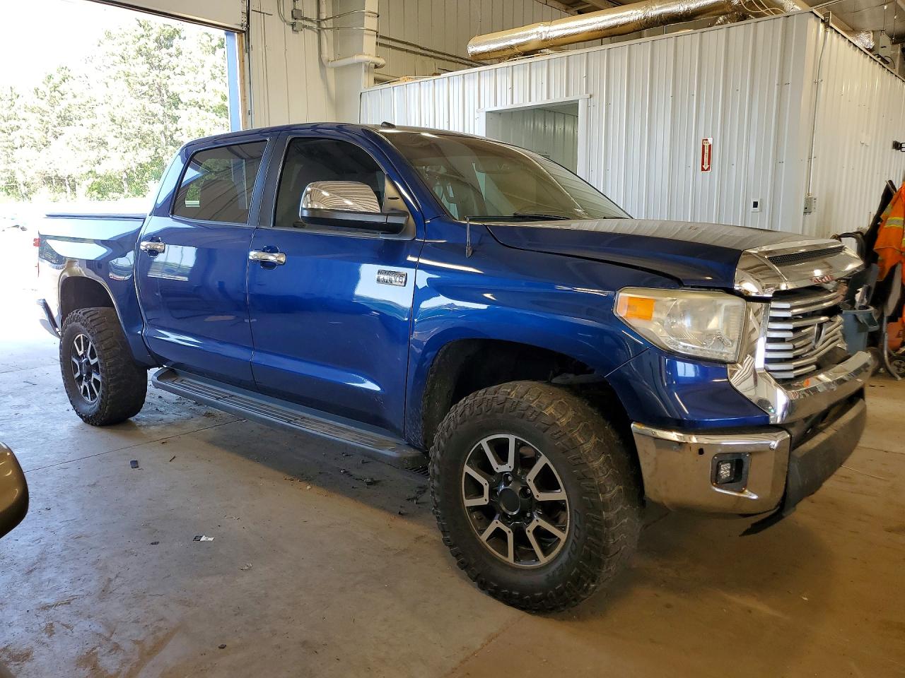 2015 TOYOTA TUNDRA
