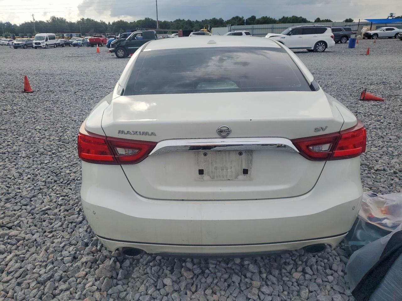 2017 NISSAN MAXIMA