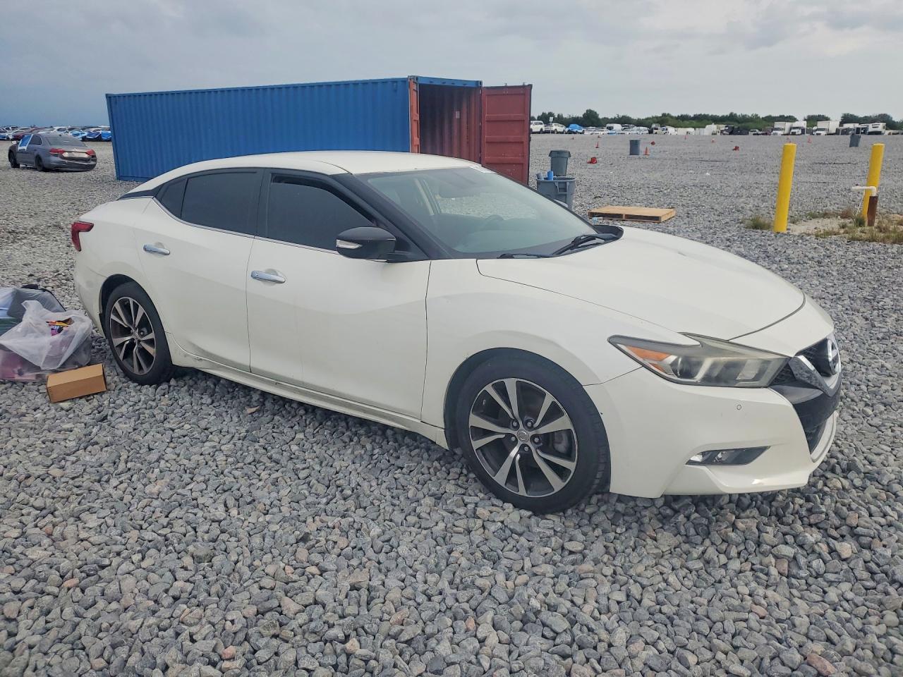 2017 NISSAN MAXIMA