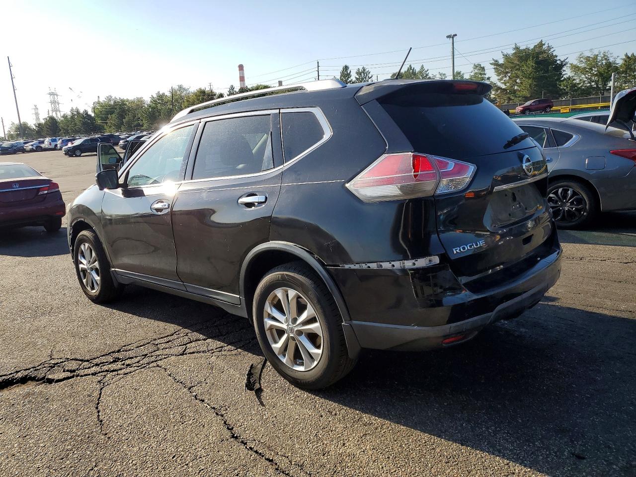 2016 NISSAN ROGUE