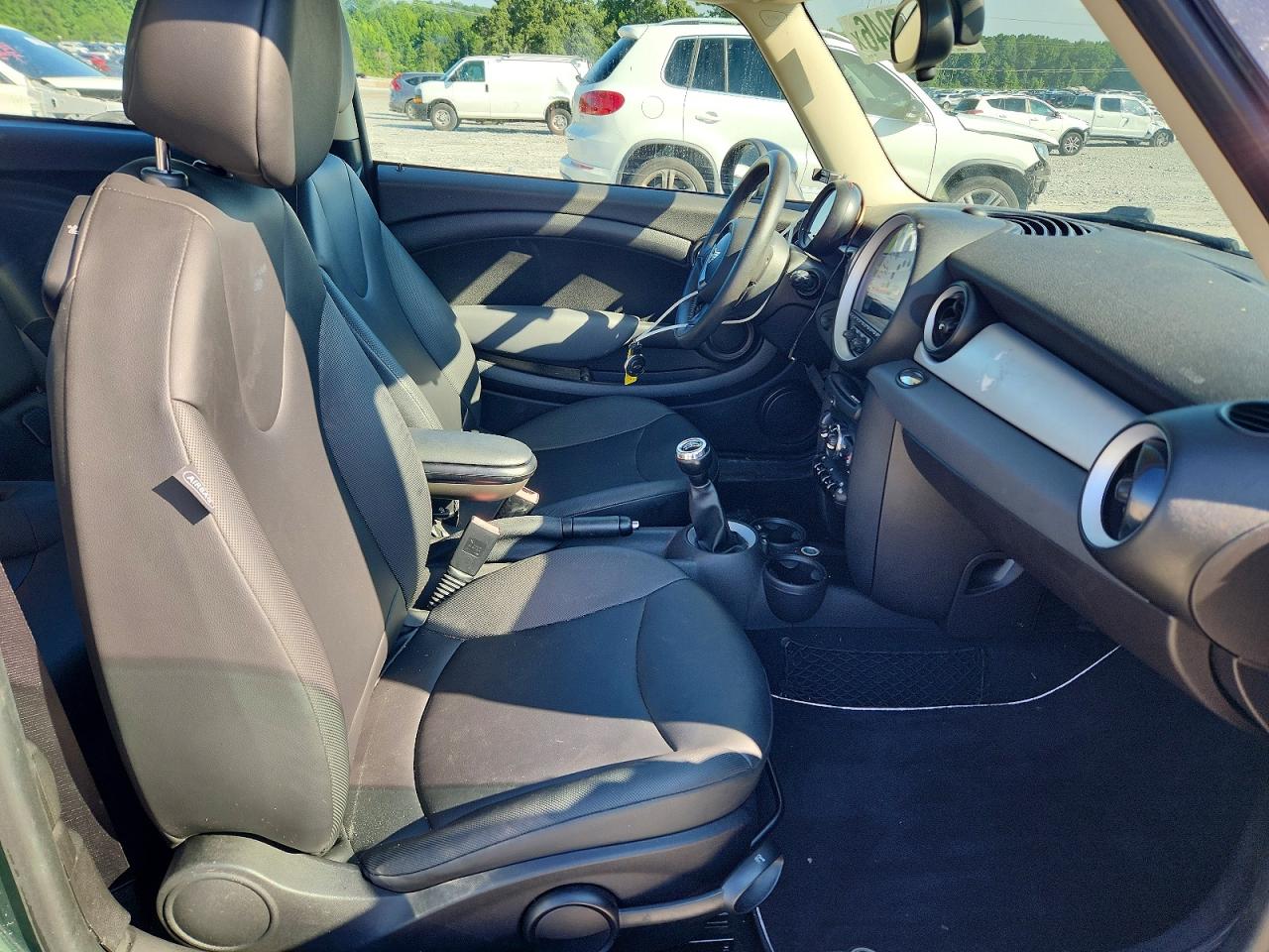2012 MINI COOPER