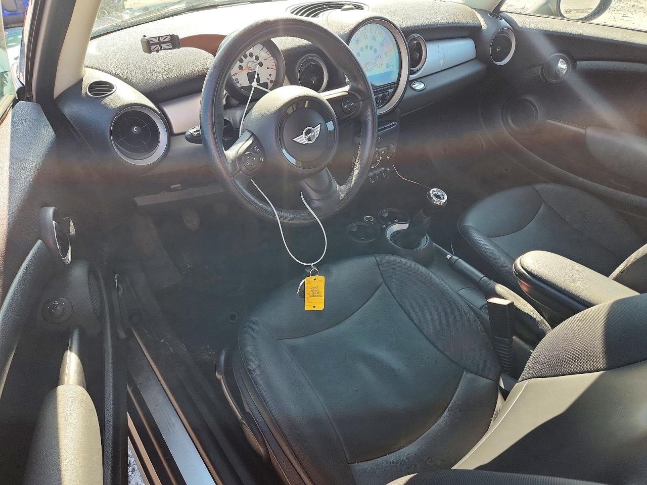 2012 MINI COOPER