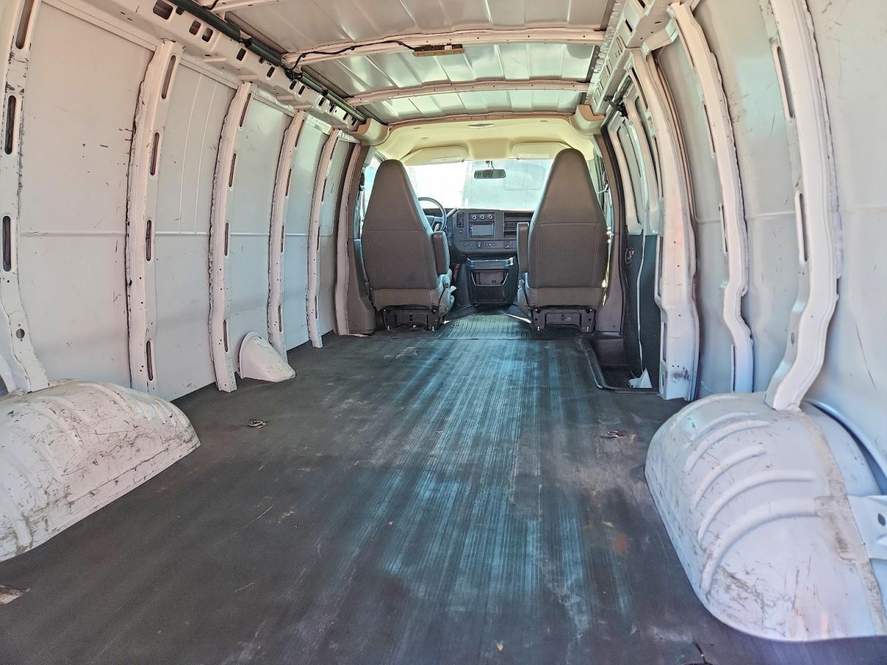 2019 CHEVROLET EXPRESS