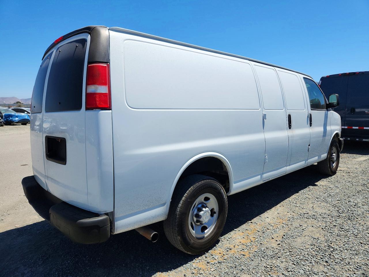 2019 CHEVROLET EXPRESS