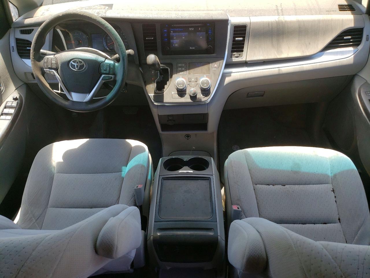2015 TOYOTA SIENNA