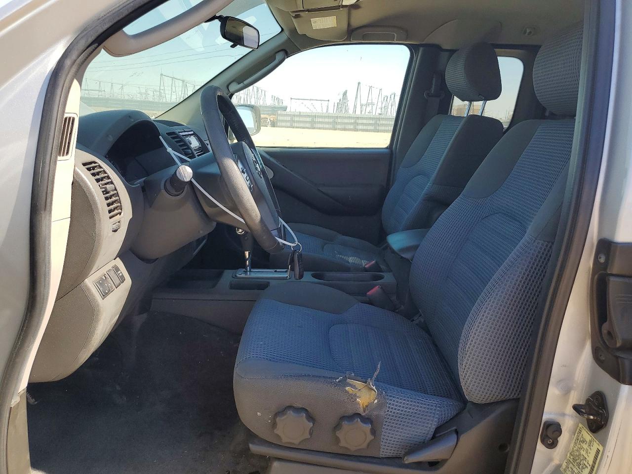 2005 NISSAN FRONTIER