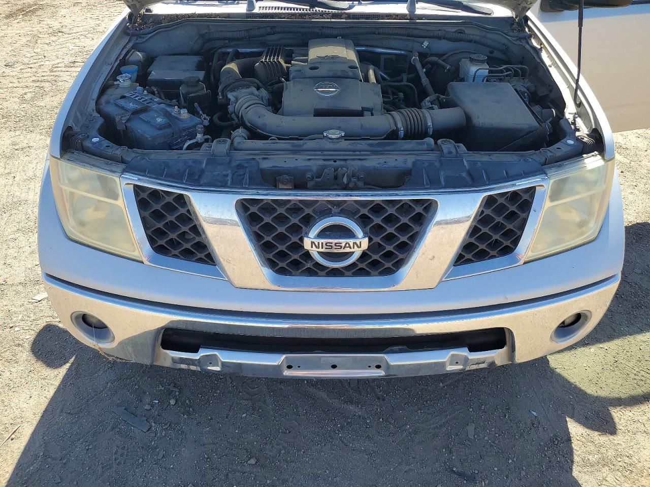 2005 NISSAN FRONTIER