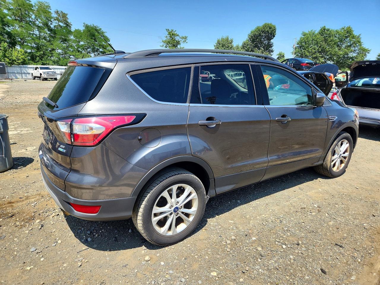 2017 FORD ESCAPE