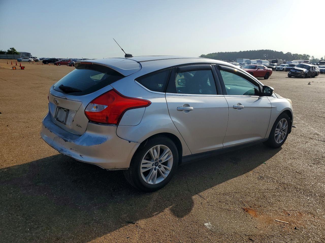 2012 FORD FOCUS