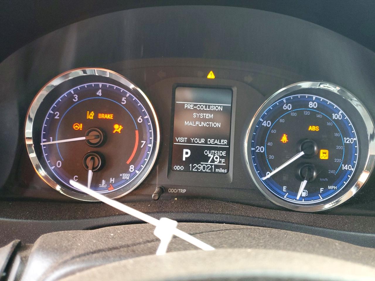 2017 TOYOTA COROLLA