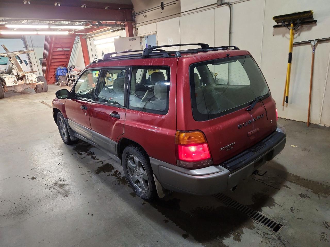 1998 SUBARU FORESTER