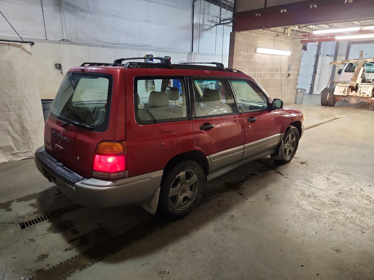 1998 SUBARU FORESTER