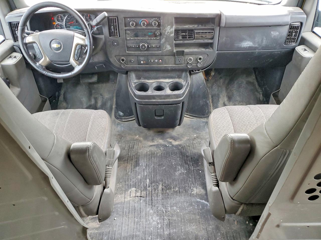 2019 CHEVROLET EXPRESS