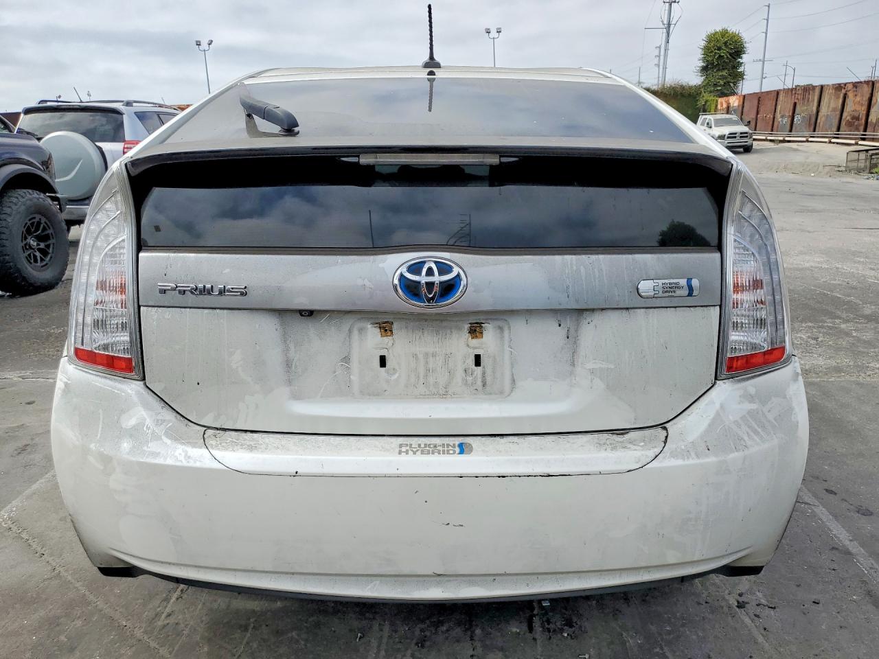 2014 TOYOTA PRIUS