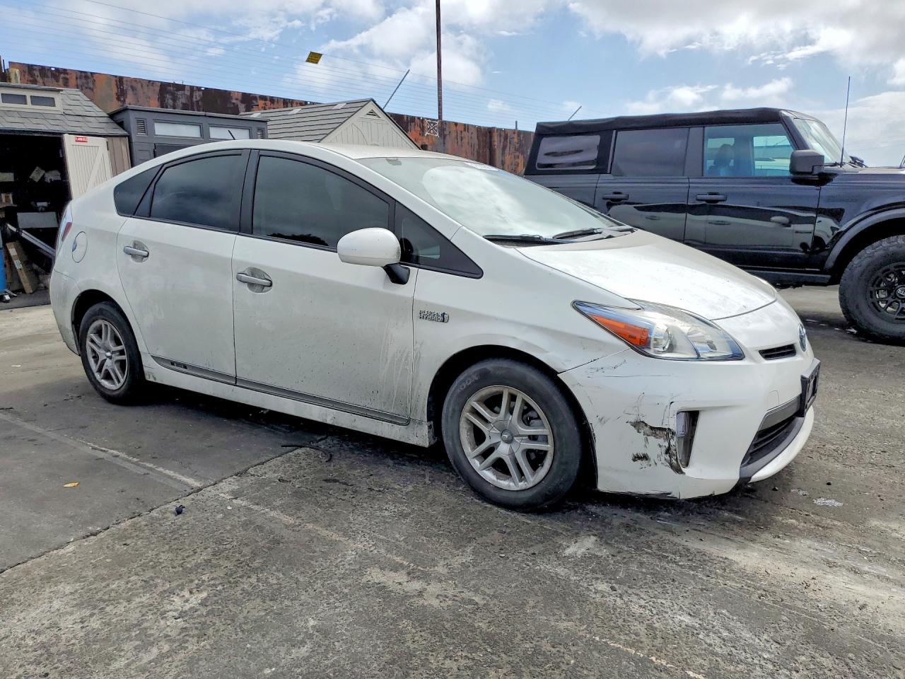 2014 TOYOTA PRIUS