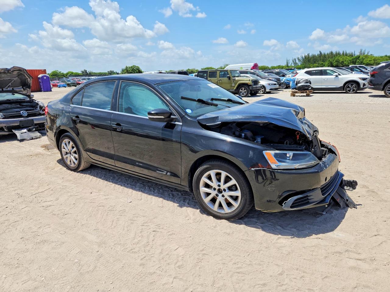 2013 VOLKSWAGEN JETTA