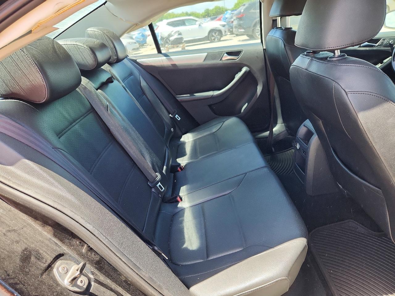 2013 VOLKSWAGEN JETTA