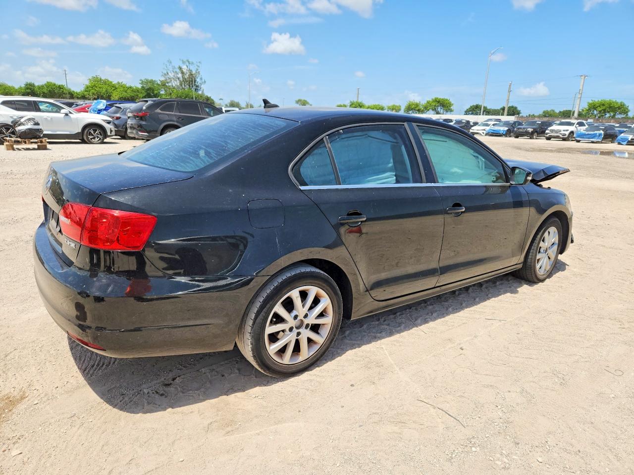 2013 VOLKSWAGEN JETTA