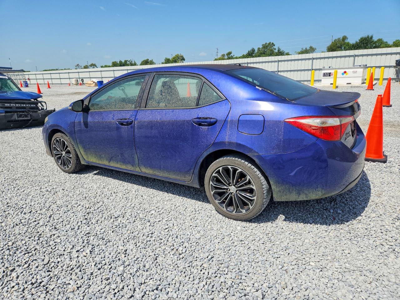 2016 TOYOTA COROLLA
