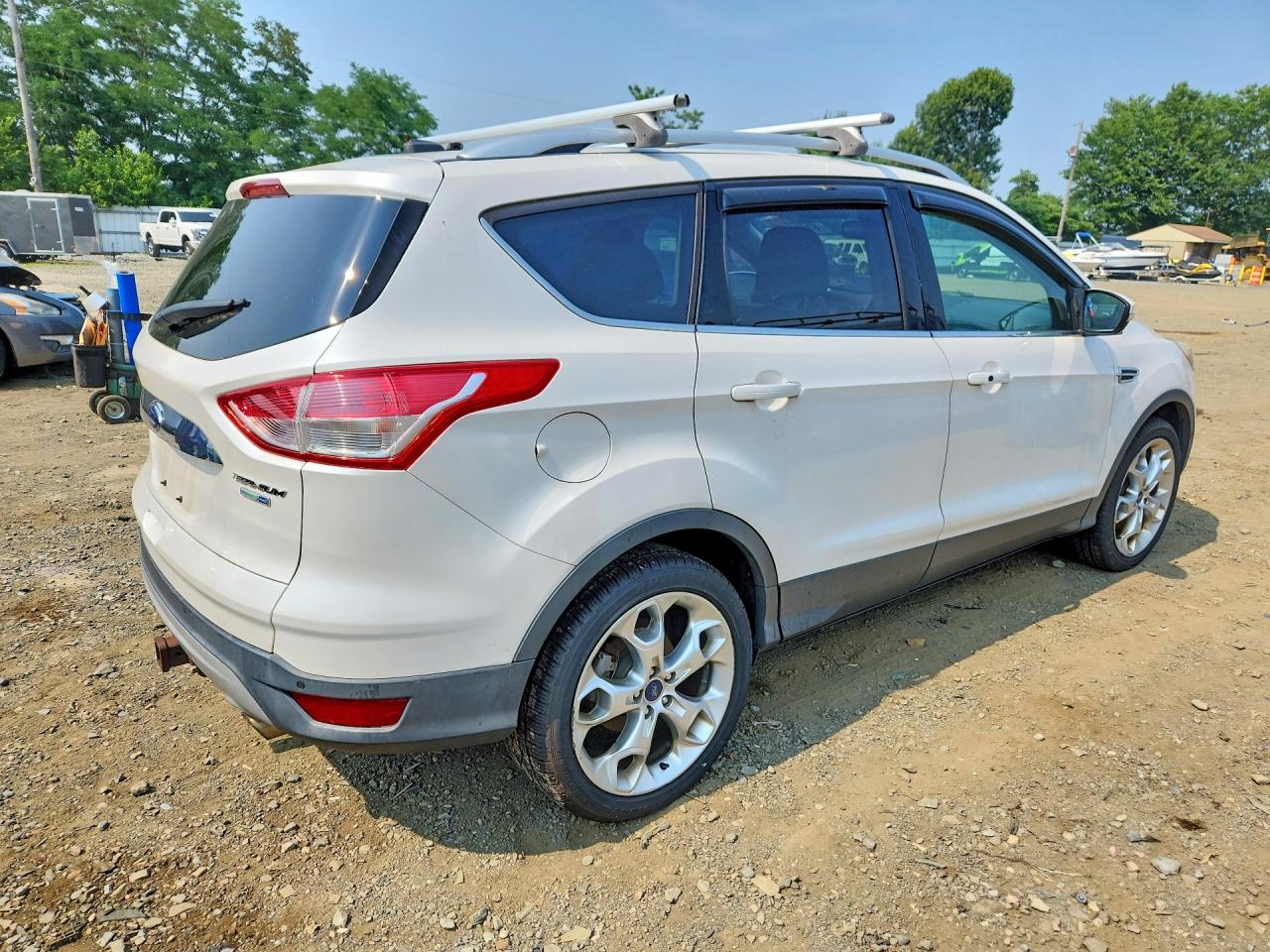 2016 FORD ESCAPE