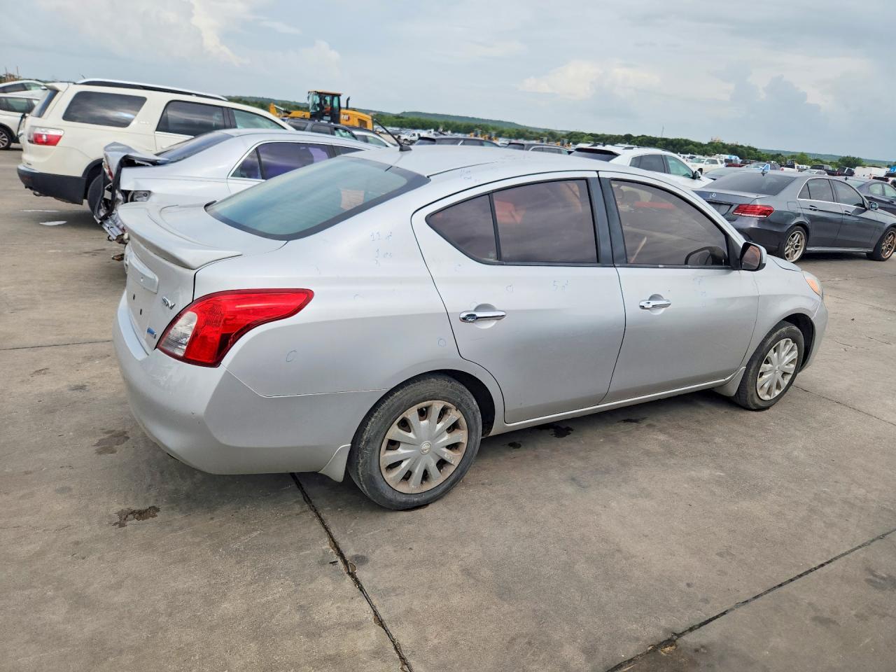 2014 NISSAN VERSA