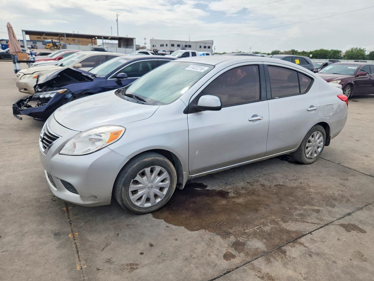 2014 NISSAN VERSA
