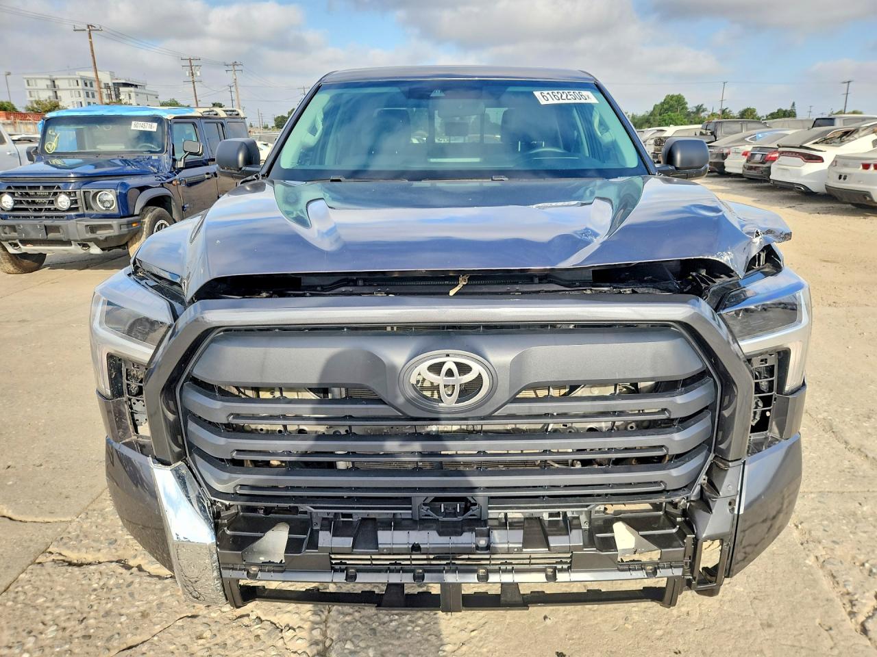 2023 TOYOTA TUNDRA