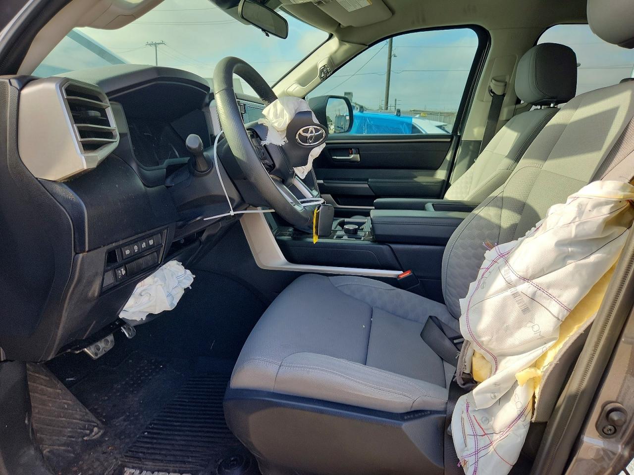 2023 TOYOTA TUNDRA