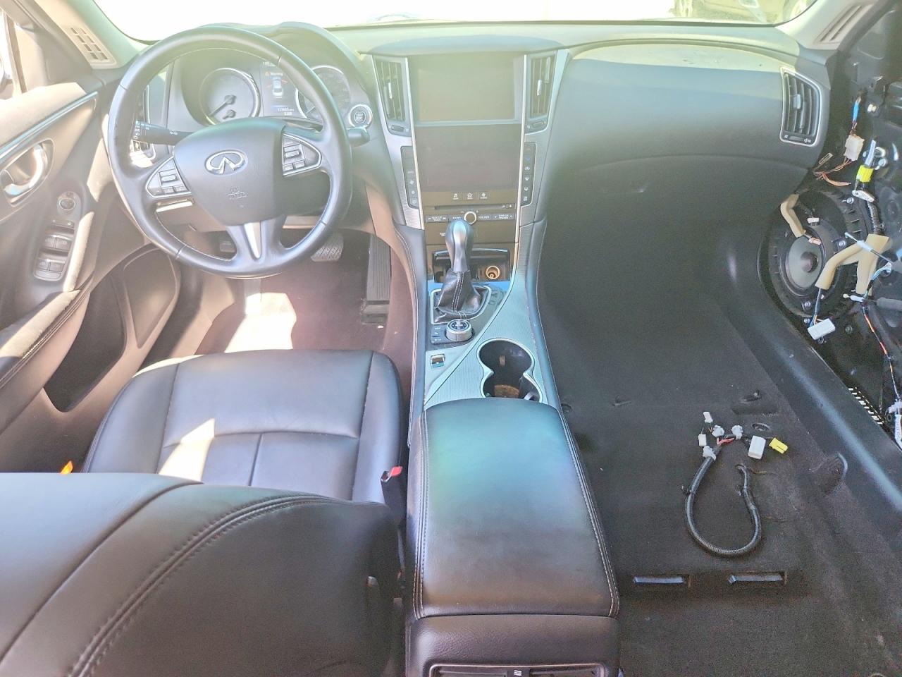 2015 INFINITI Q50