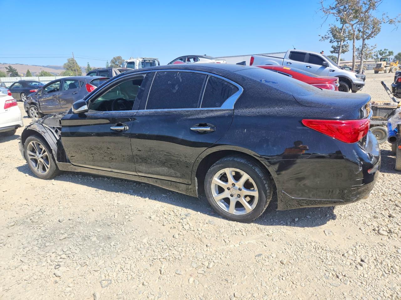 2015 INFINITI Q50