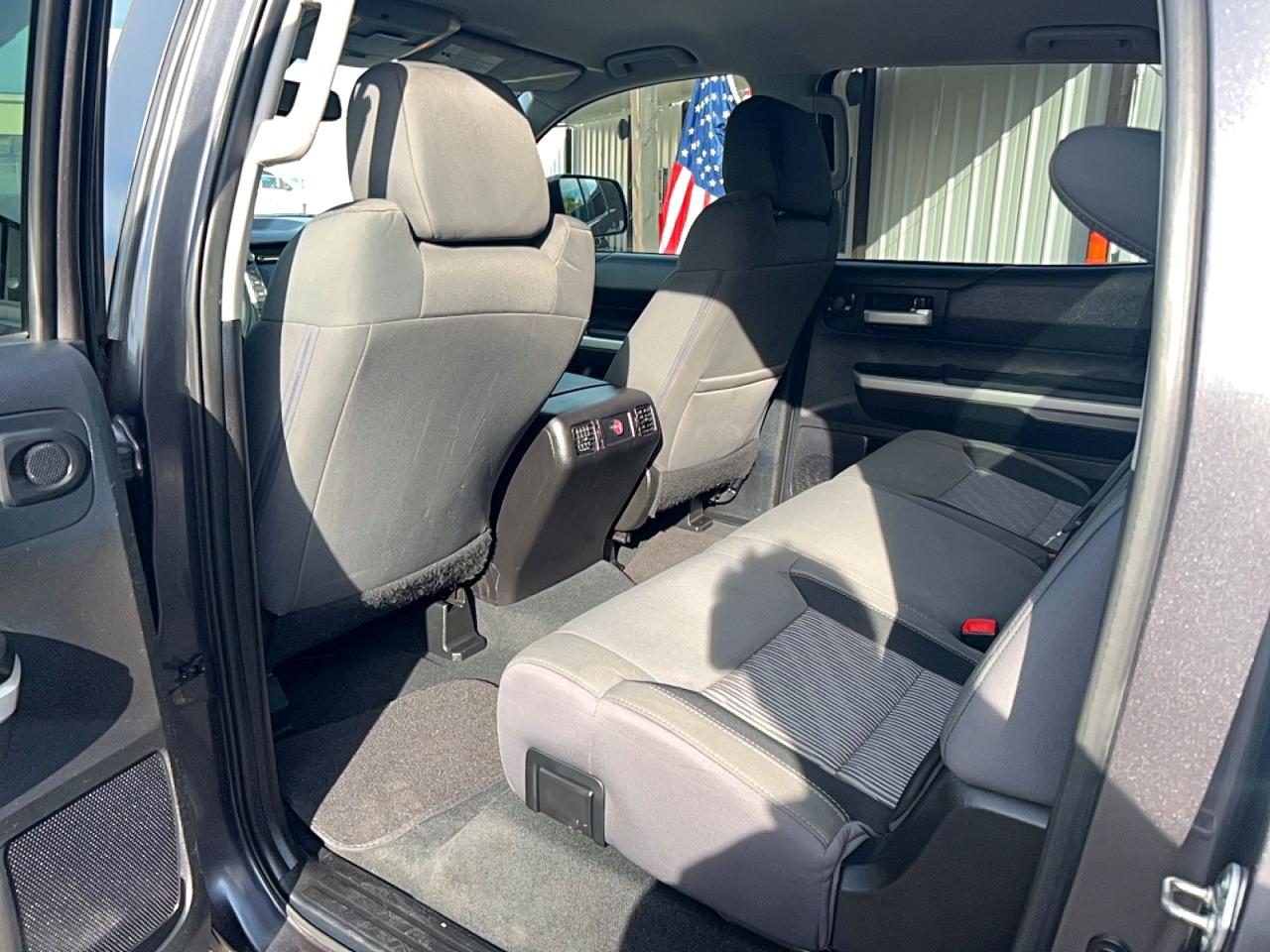 2015 TOYOTA TUNDRA